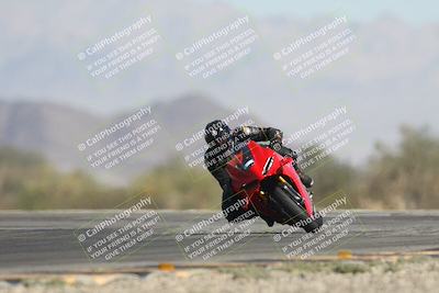 media/Oct-26-2025-Race Pace (Sun) [[c1447ca738]]/Non Verified (1st 20 Minutes of every Hour)/4-Turn 14 (1110am)/